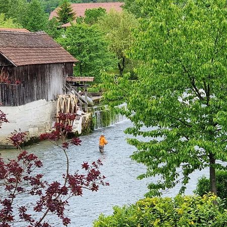 Krka River Lodge Znojile pri Krki Bagian luar foto