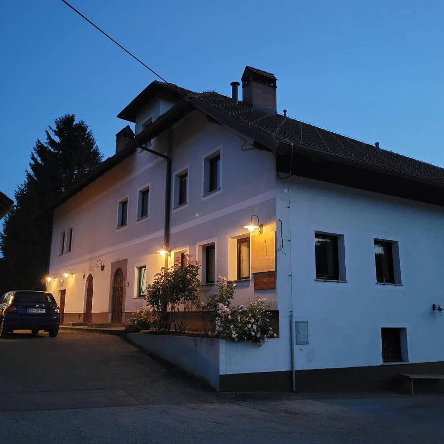 Krka River Lodge Znojile pri Krki Bagian luar foto